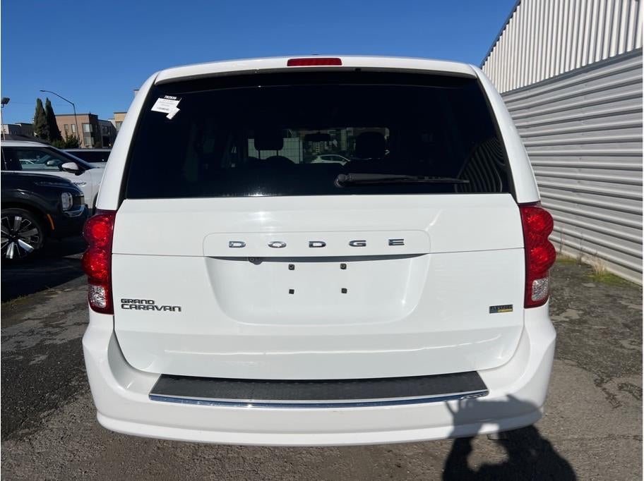 2017 Dodge Grand Caravan Passenger SE Minivan 4D