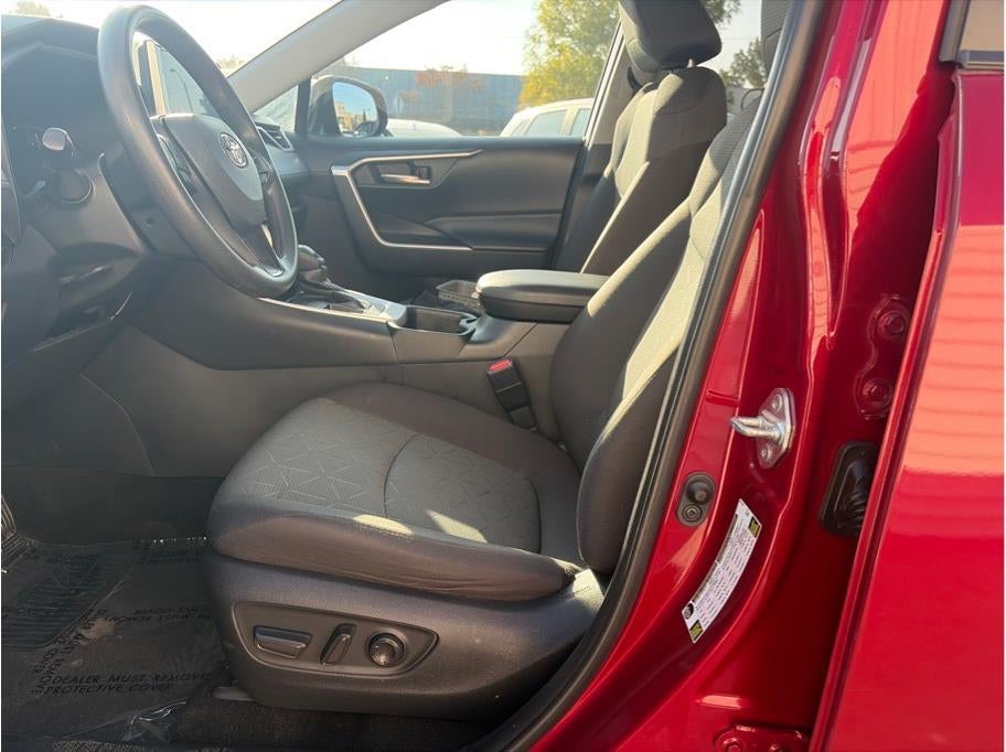 2023 Toyota RAV4 XLE Sport Utility 4D