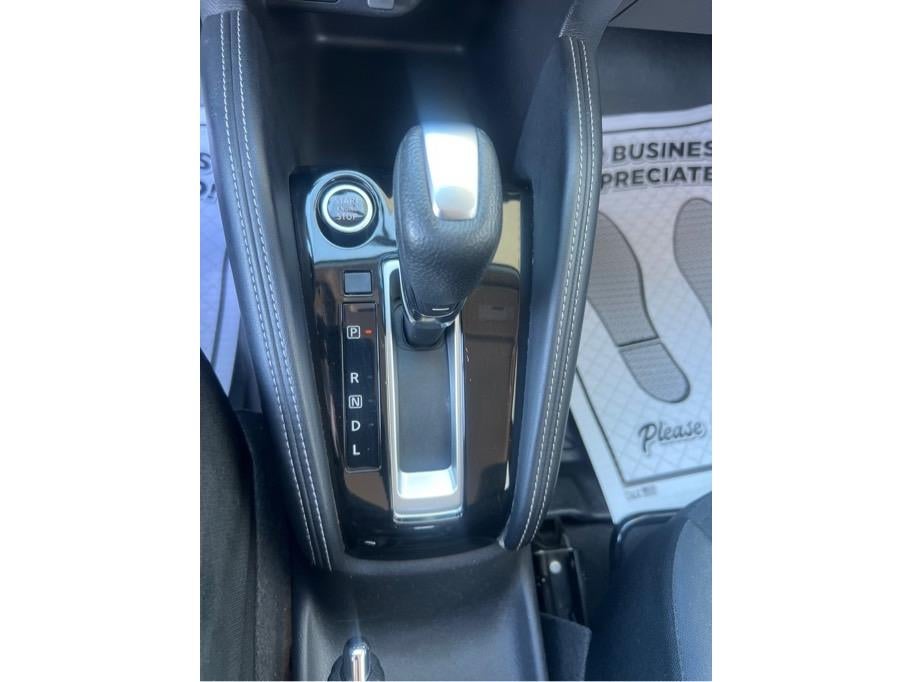 2019 Nissan Kicks SR Sport Utility 4D