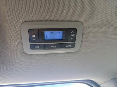 2015 Toyota Sienna XLE Minivan 4D