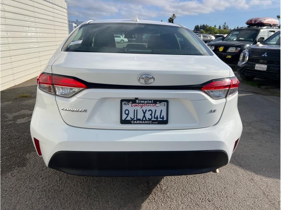 2024 Toyota Corolla LE Sedan 4D