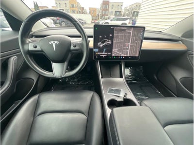 2018 Tesla Model 3 Long Range Sedan 4D