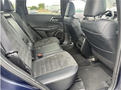 2024 Mitsubishi Outlander SE Sport Utility 4D