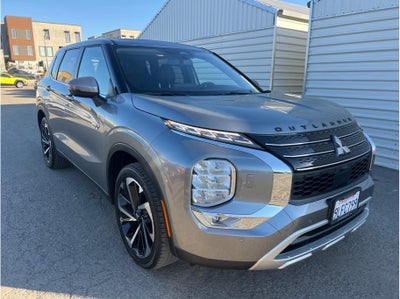 2024 Mitsubishi Outlander PHEV SE Sport Utility 4D