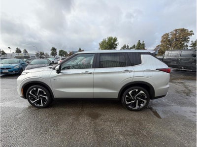 2025 Mitsubishi Outlander PHEV SE