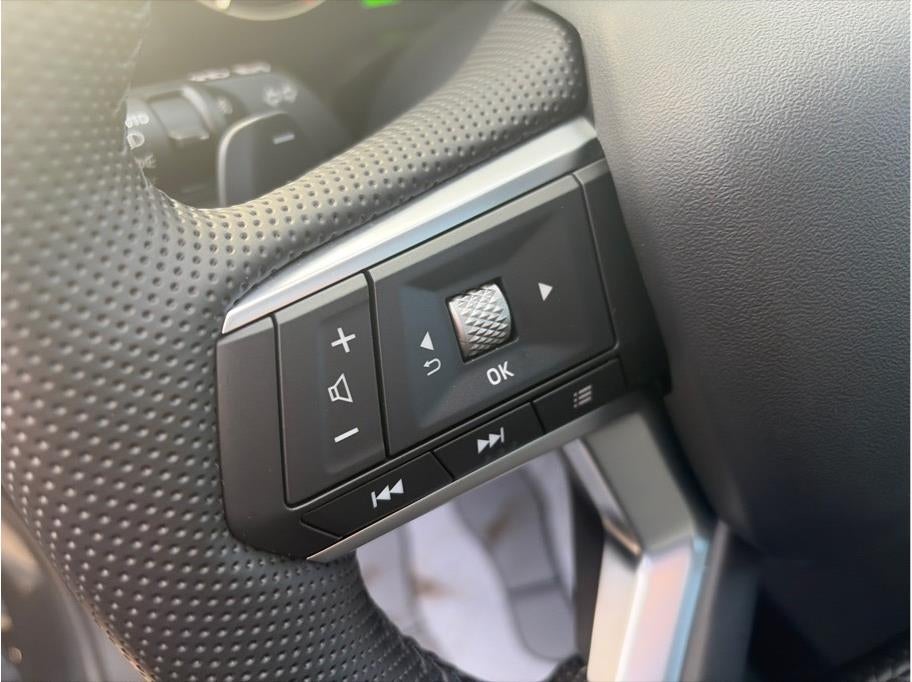 2025 Mitsubishi Outlander PHEV SE Tech Package