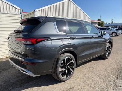 2025 Mitsubishi Outlander PHEV SEL