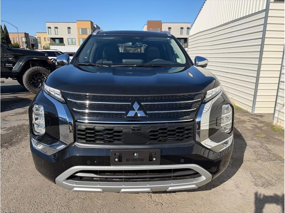 2025 Mitsubishi Outlander PHEV SEL