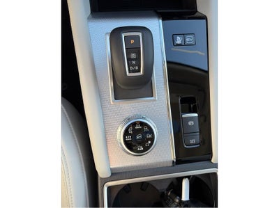 2025 Mitsubishi Outlander PHEV SEL