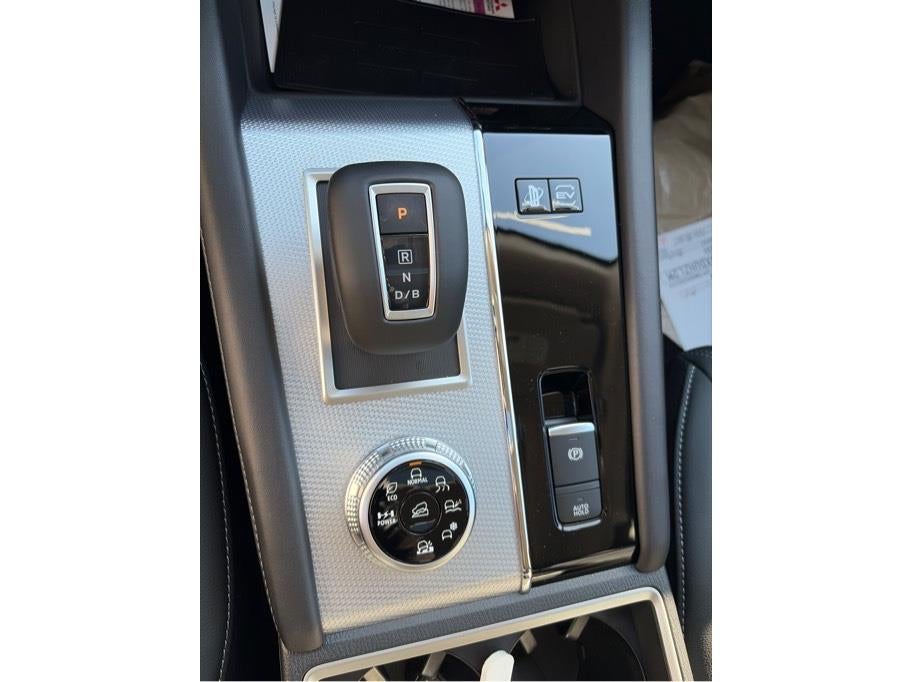 2025 Mitsubishi Outlander PHEV SEL