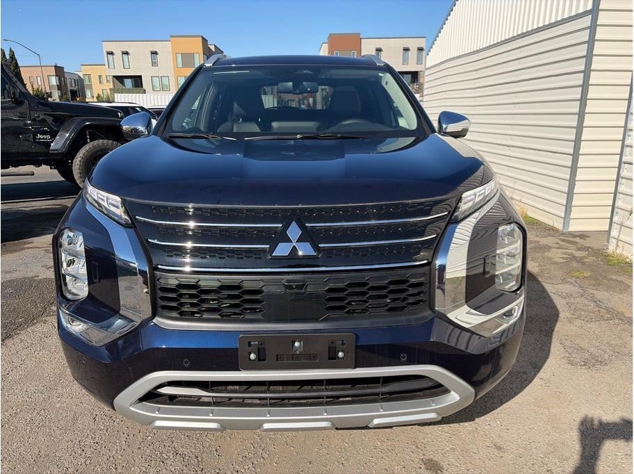 2025 Mitsubishi Outlander PHEV SEL