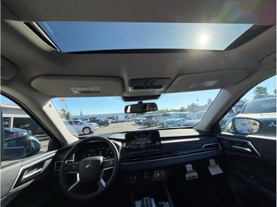 2025 Mitsubishi Outlander PHEV SEL