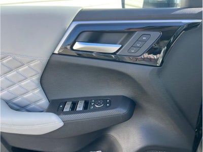 2025 Mitsubishi Outlander PHEV SEL