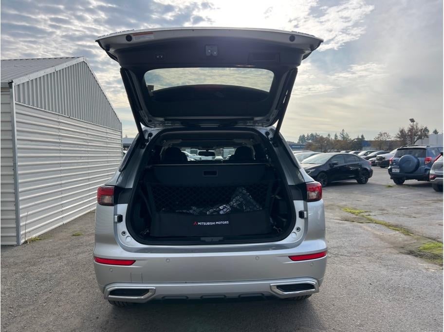 2025 Mitsubishi Outlander PHEV SEL