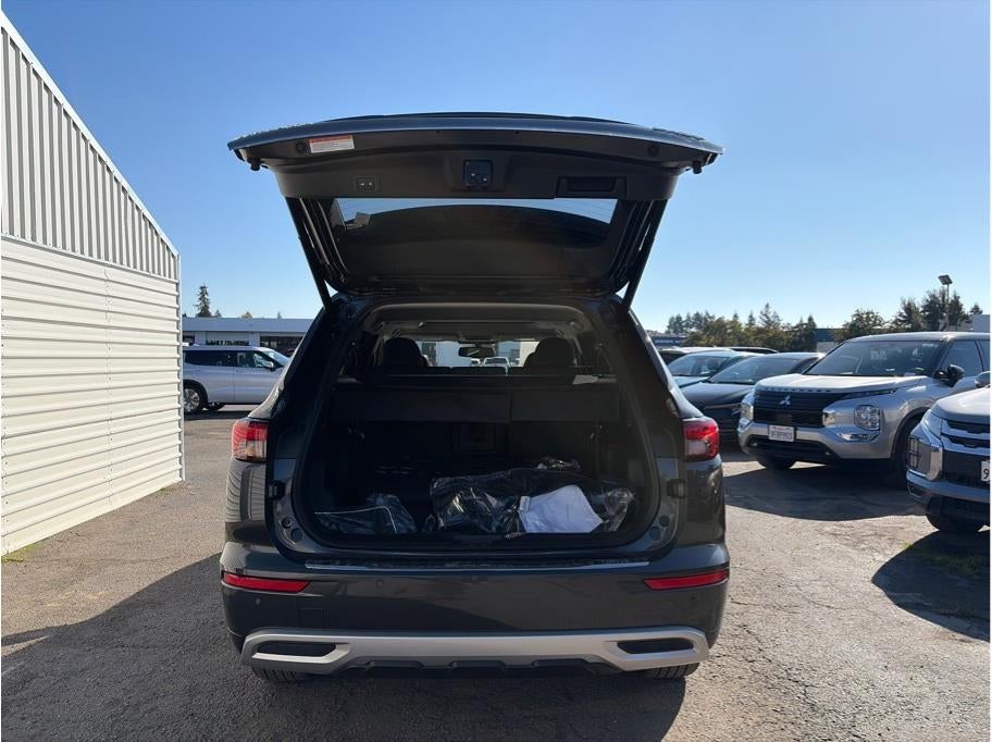 2025 Mitsubishi Outlander PHEV SEL