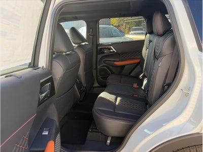 2025 Mitsubishi Outlander PHEV SEL Premium Package