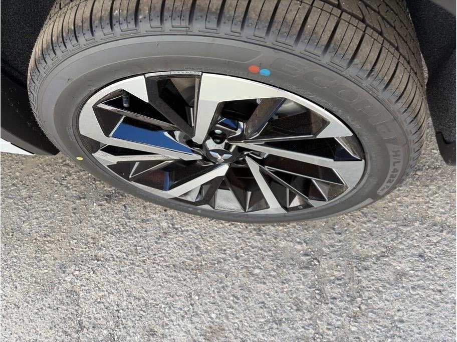 2025 Mitsubishi Outlander PHEV SEL Premium Package