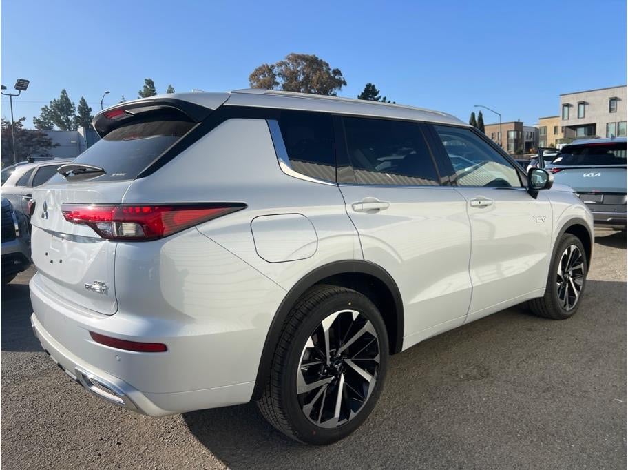 2025 Mitsubishi Outlander PHEV SEL