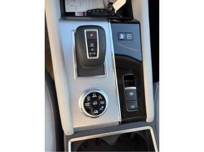 2025 Mitsubishi Outlander PHEV SEL