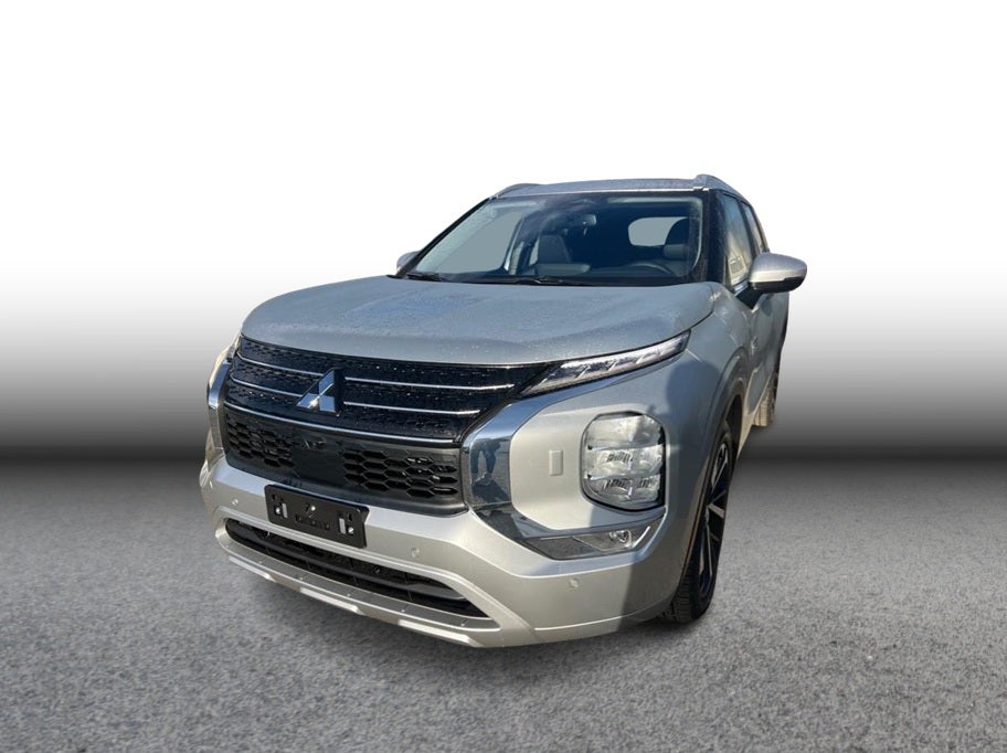 2025 Mitsubishi Outlander PHEV SEL