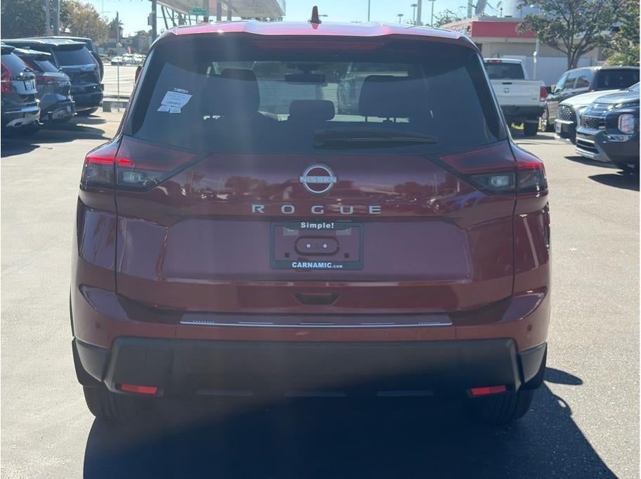 2025 Nissan Rogue SV Sport Utility 4D