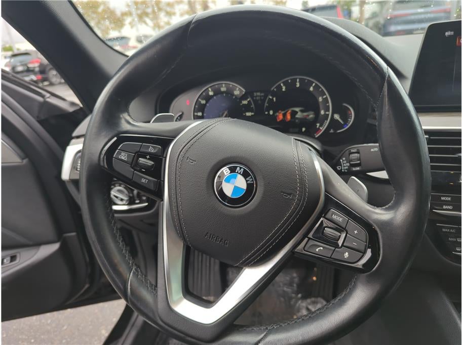 2018 BMW 5 Series 530i Sedan 4D