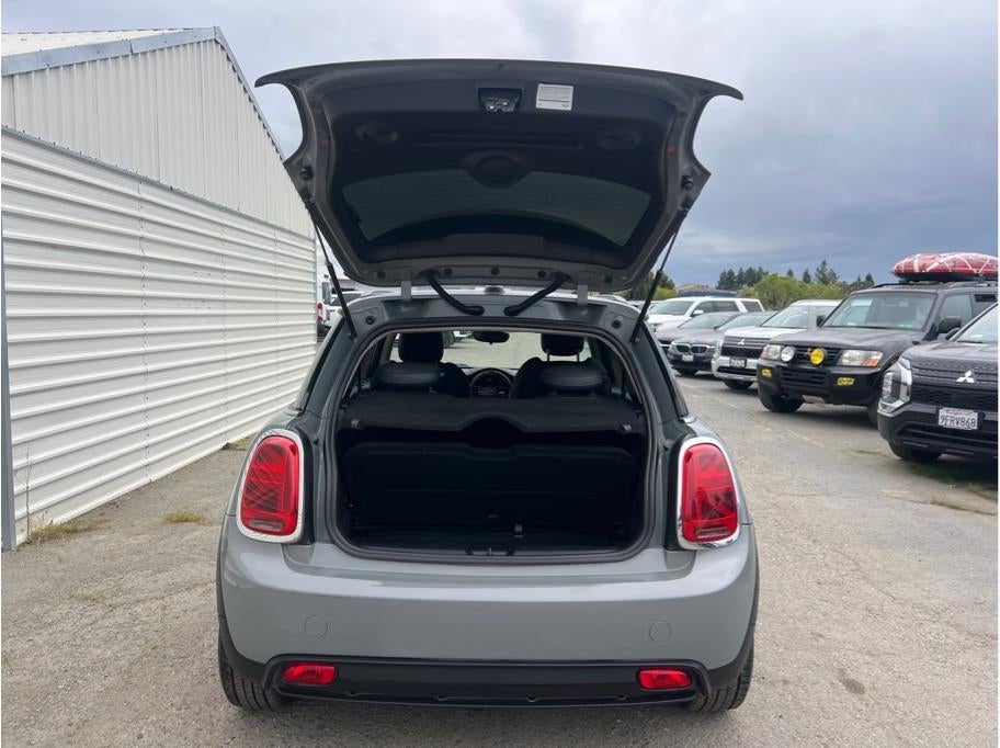 2022 MINI Hardtop 2 Door Cooper SE Hatchback 2D