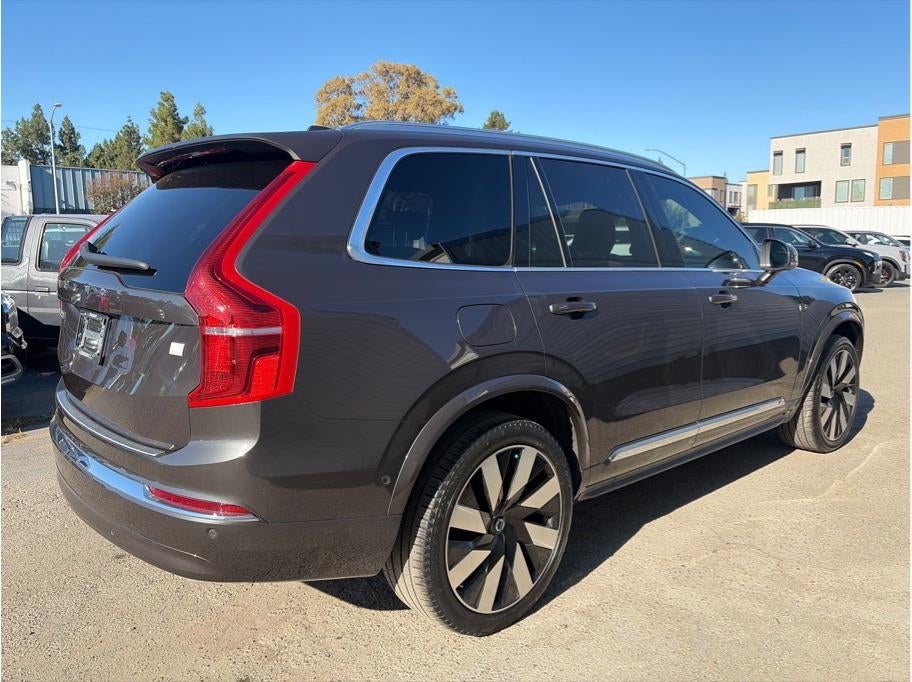 2023 Volvo XC90 T8 Recharge Ultimate Bright Theme Plug-In Hybrid Sport Utili