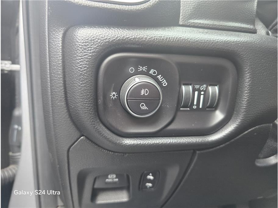 2019 RAM 1500 Crew Cab Laramie Pickup 4D 5 1/2 ft