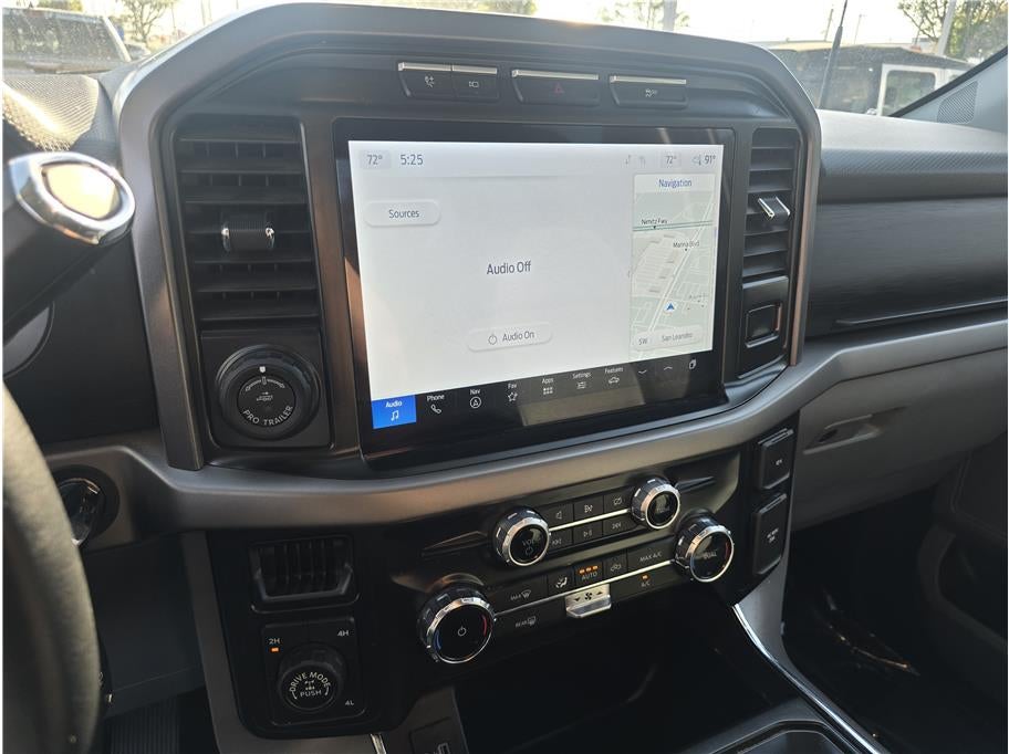 2024 Ford F150 SuperCrew Cab XLT Pickup 4D 5 1/2 ft