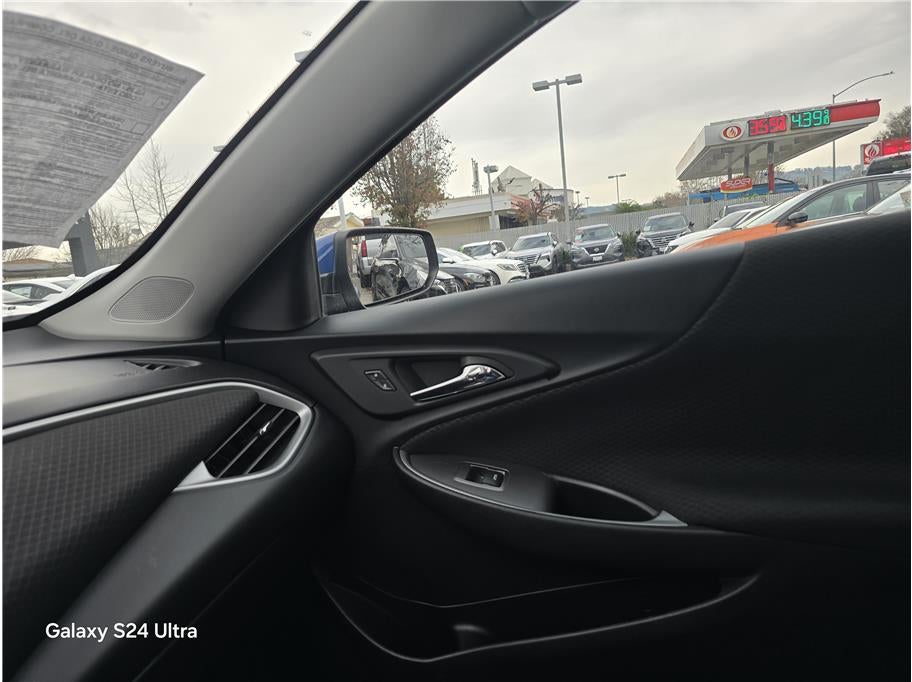 2023 Chevrolet Malibu 1LT Sedan 4D