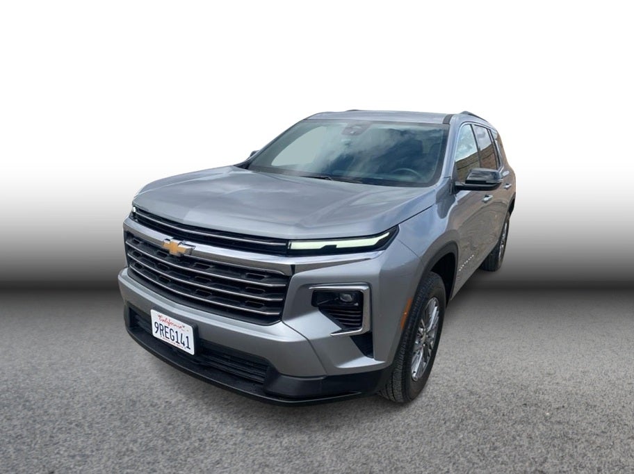 2025 Chevrolet Traverse FWD LT's photo
