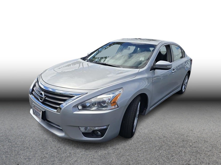 2013 Nissan Altima 2.5 SV Sedan 4D