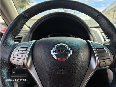 2013 Nissan Altima 2.5 SV Sedan 4D