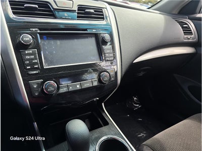 2013 Nissan Altima 2.5 SV Sedan 4D