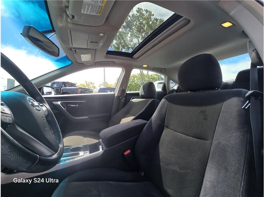 2013 Nissan Altima 2.5 SV Sedan 4D