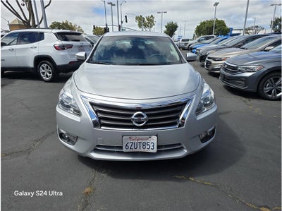 2013 Nissan Altima 2.5 SV Sedan 4D