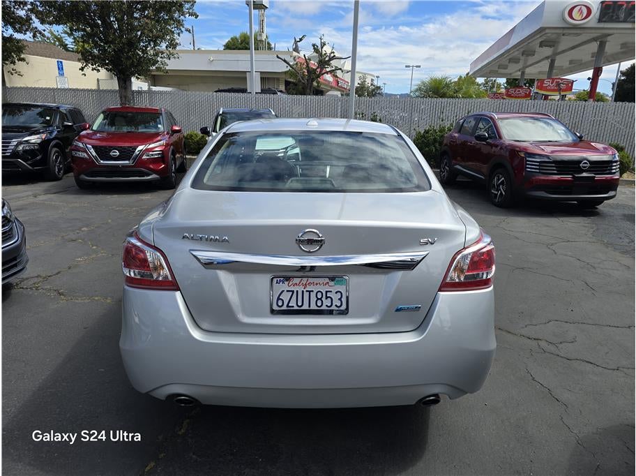 2013 Nissan Altima 2.5 SV Sedan 4D