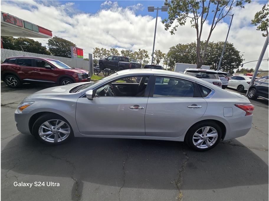 2013 Nissan Altima 2.5 SV Sedan 4D