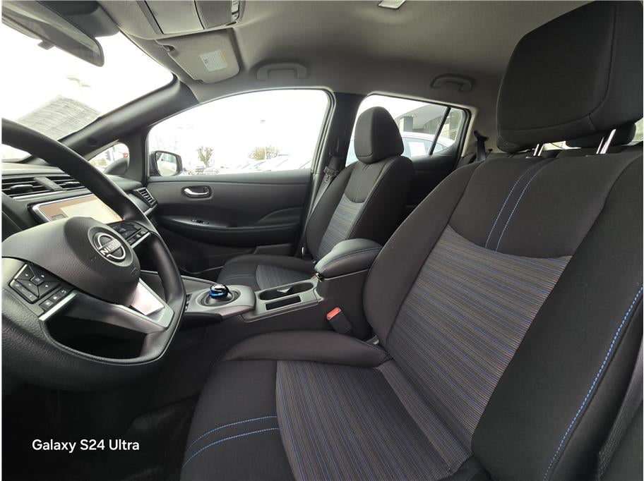 2024 Nissan LEAF S Hatchback 4D