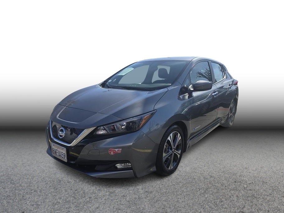 2018 Nissan LEAF SV Hatchback 4D