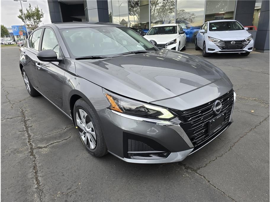 2025 Nissan Altima 2.5 S Sedan 4D