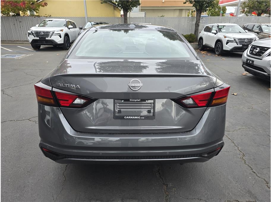 2025 Nissan Altima 2.5 S Sedan 4D