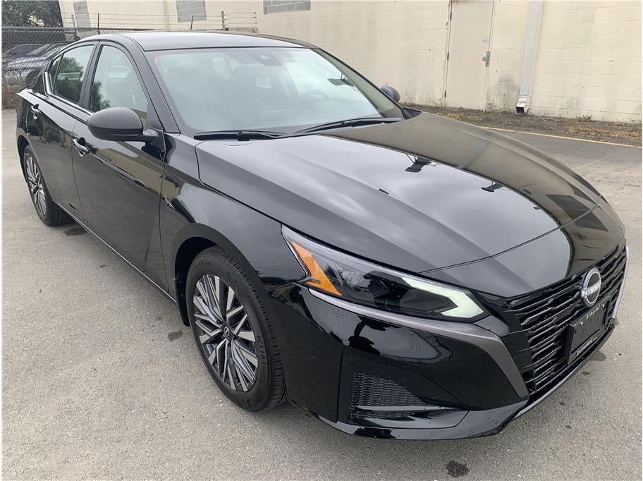 2026 Nissan Altima 2.5 SV Sedan 4D