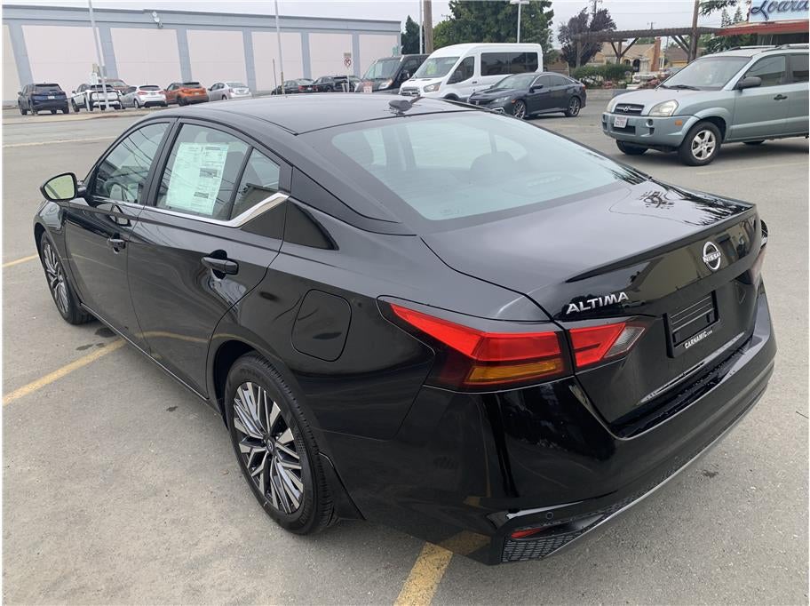 2026 Nissan Altima 2.5 SV Sedan 4D