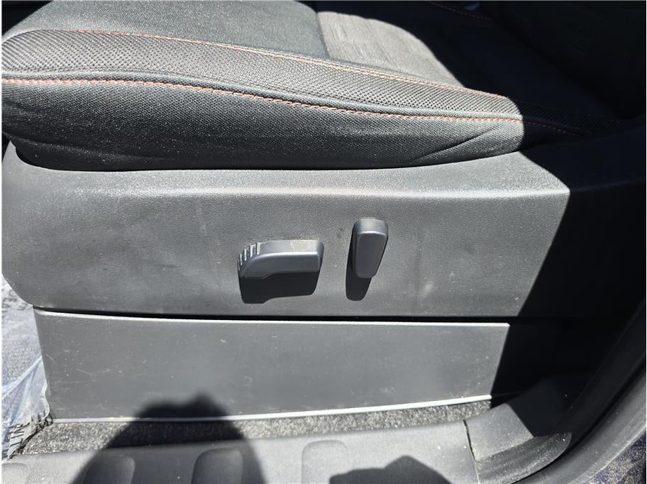 2022 Nissan Frontier Crew Cab PRO-X Pickup 4D 5 ft