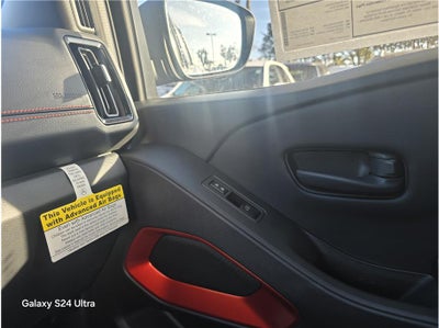 2026 Nissan Frontier Crew Cab PRO-4X Pickup 4D 6 ft