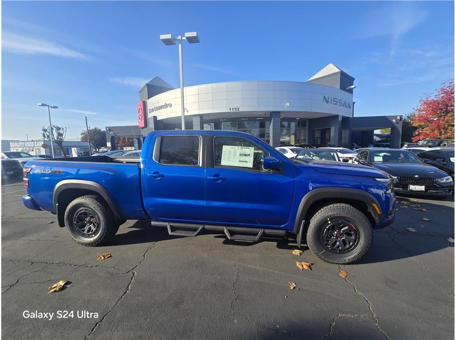 2026 Nissan Frontier Crew Cab PRO-4X Pickup 4D 6 ft