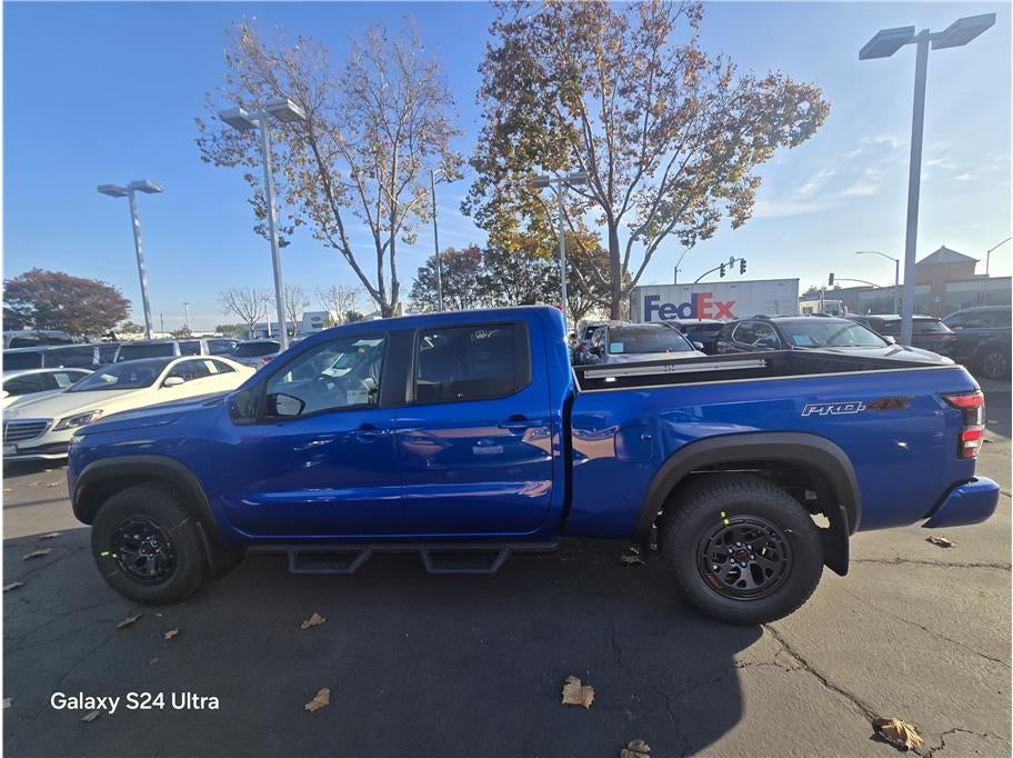 2026 Nissan Frontier Crew Cab PRO-4X Pickup 4D 6 ft