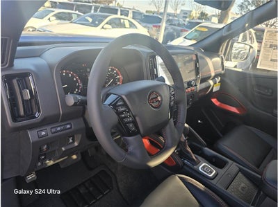 2026 Nissan Frontier Crew Cab PRO-4X Pickup 4D 6 ft